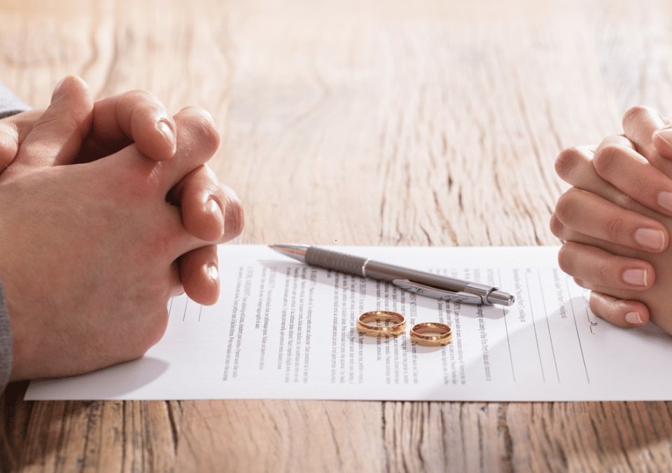 How Are Assets Divided in a High-Net-Worth Divorce in England and Wales?