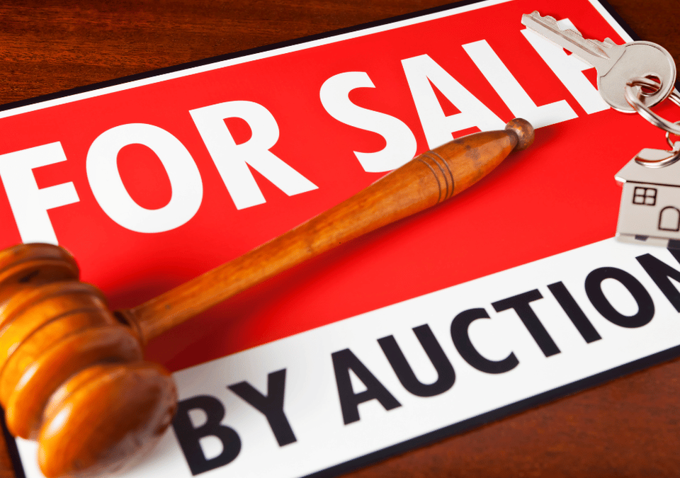 how to buy a house at auction