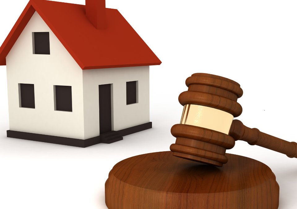 selling a home at auction